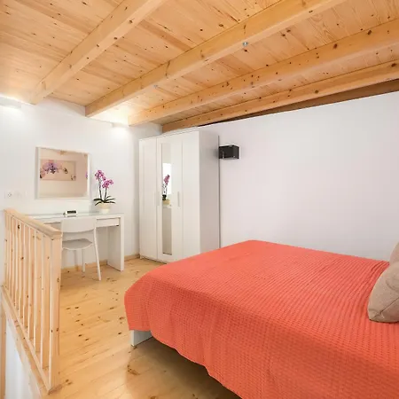 Rhodian Apartament